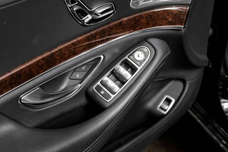 2014 Mercedes-Benz S-Class S 550