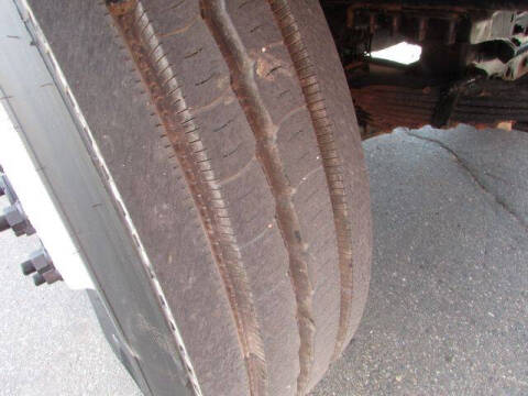 2009 Sterling L7500 Series