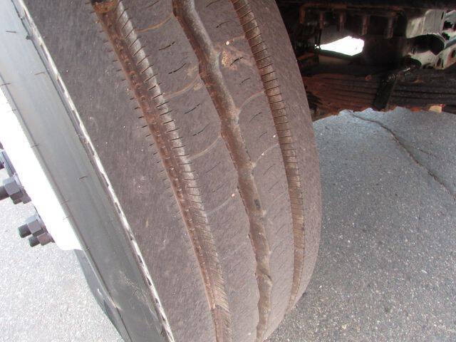 2009 Sterling L7500 Series