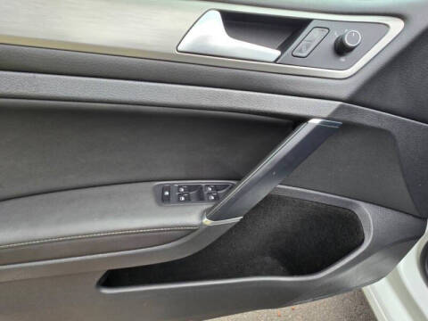 2015 Volkswagen Golf TDI SEL