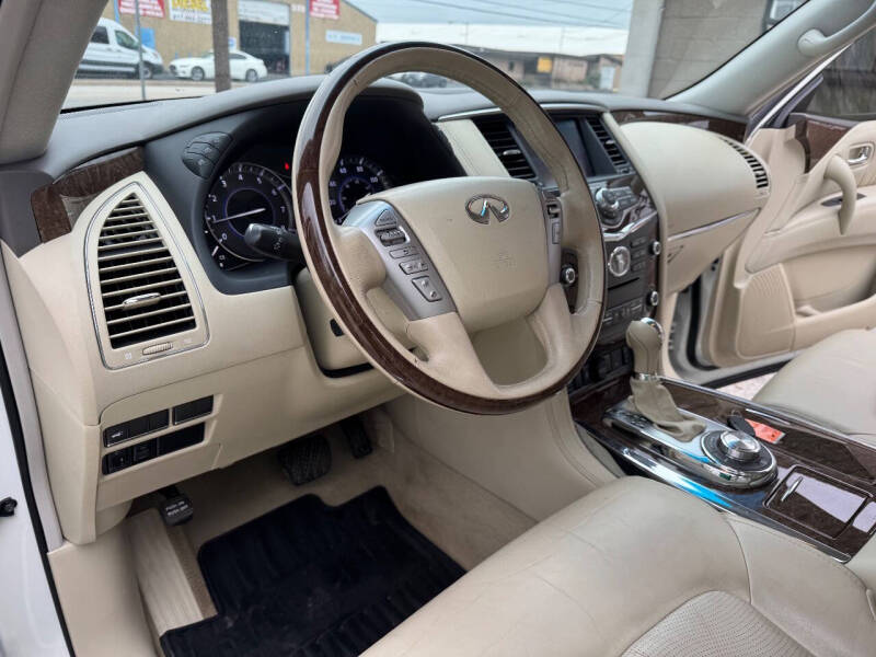 2015 Infiniti QX80