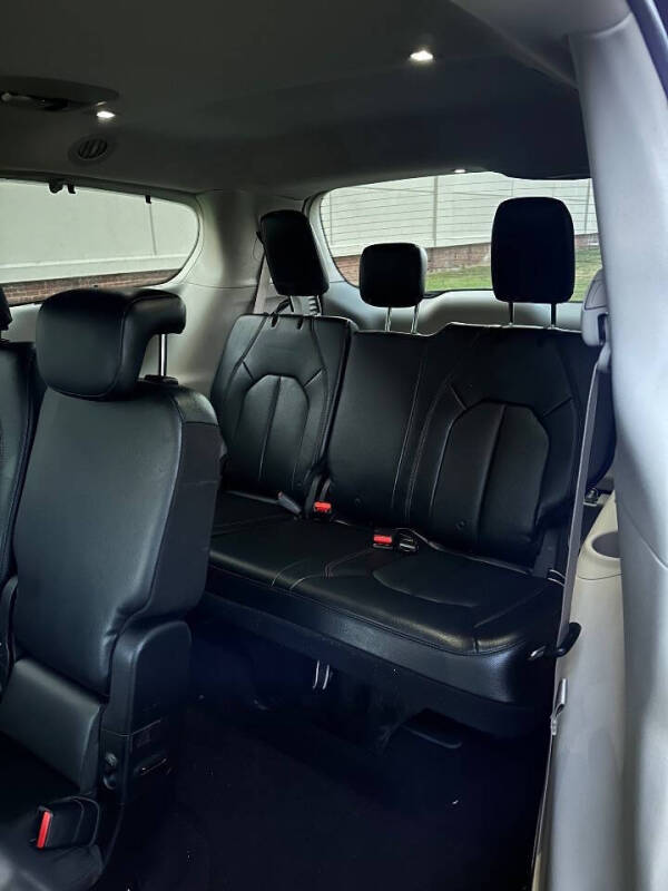 2018 Chrysler Pacifica Touring L