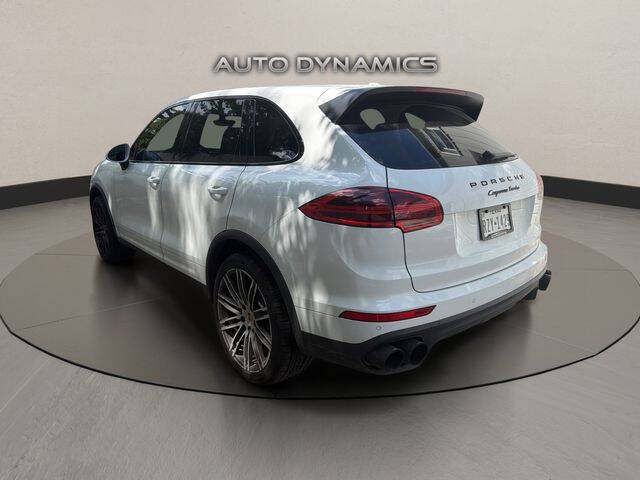 2015 Porsche Cayenne Turbo