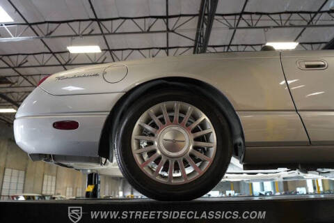 2004 Ford Thunderbird Deluxe