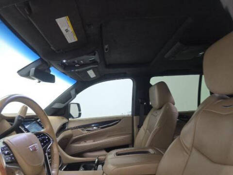 2019 Cadillac Escalade Platinum