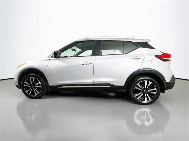 2019 Nissan Kicks SR