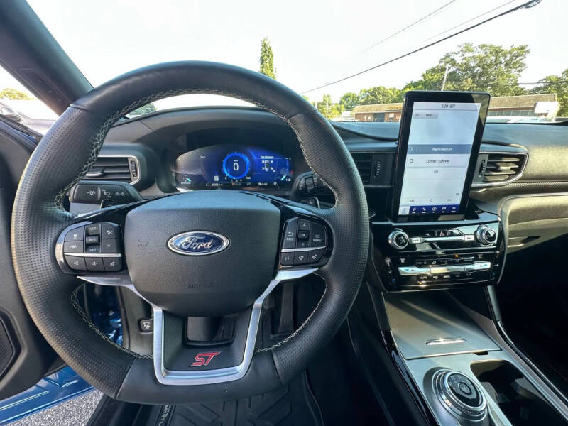 2021 Ford Explorer ST