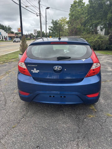 2017 Hyundai Accent SE