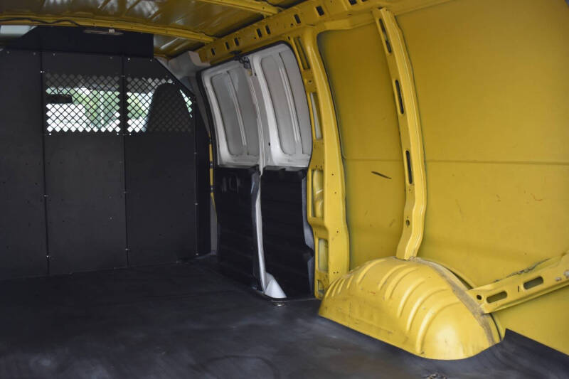 2021 GMC Savana 2500