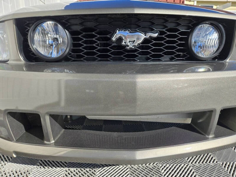 2005 Ford Mustang GT Premium