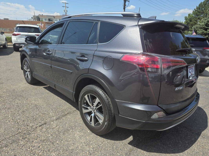 2017 Toyota RAV4 XLE