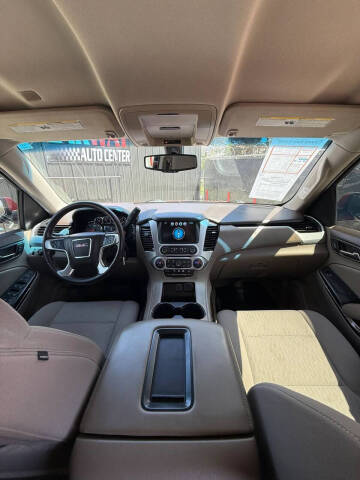 2017 GMC Yukon SLE