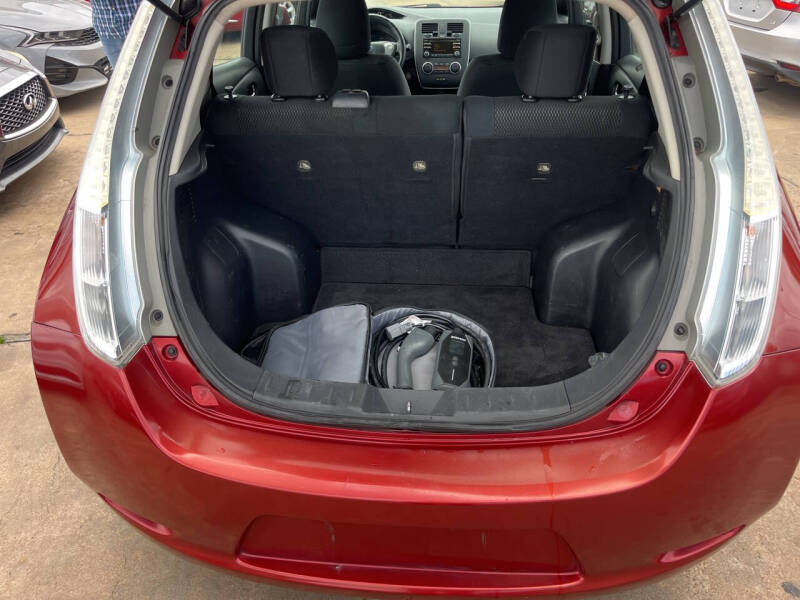 2013 Nissan LEAF S