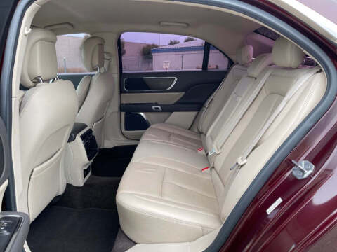 2017 Lincoln Continental Select