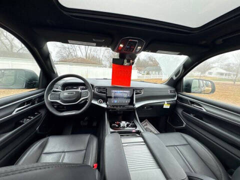 2024 Jeep Wagoneer L Carbide