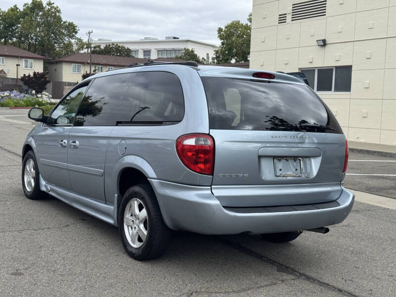 2006 Dodge Grand Caravan SXT