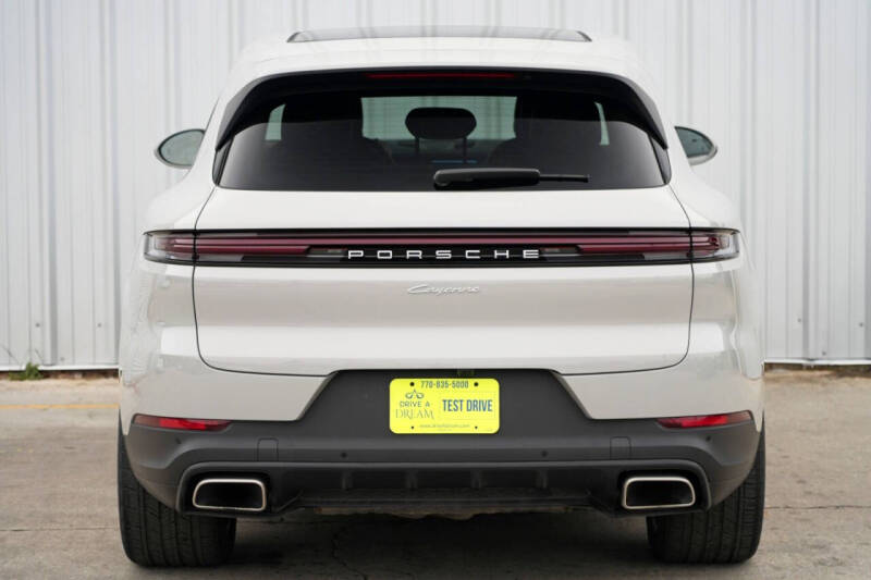 2024 Porsche Cayenne