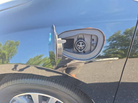2024 Chrysler Pacifica Plug-In Hybrid Select