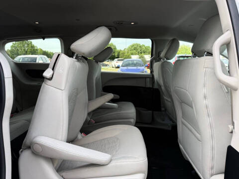 2018 Chrysler Pacifica Hybrid Touring Plus