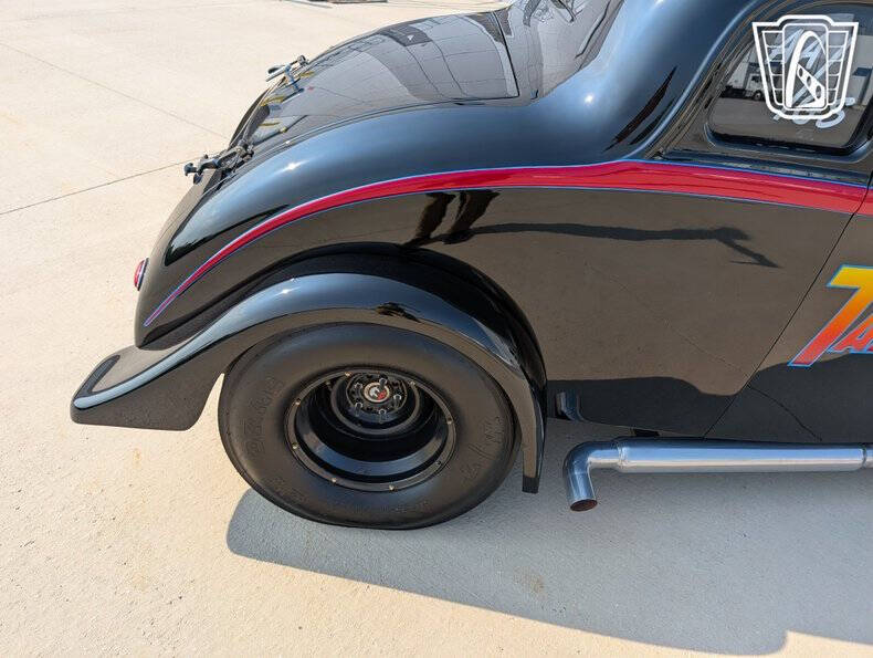1933 Willys Coupe