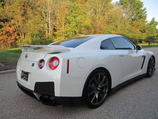 2013 Nissan GT-R Premium