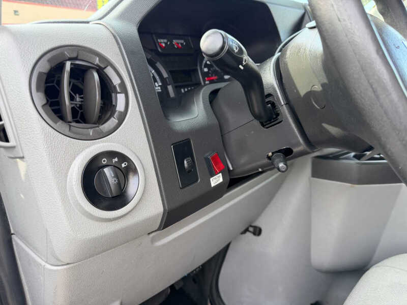 2013 Ford E-Series E-150