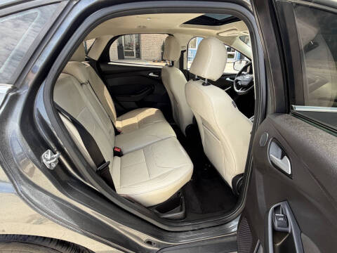 2017 Ford Focus Titanium