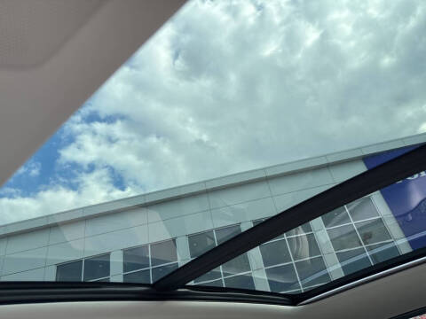 2024 Volvo XC60 B5 Core Dark Theme