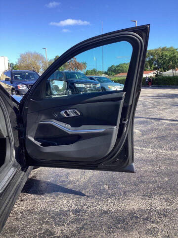 2023 BMW 3 Series 330i