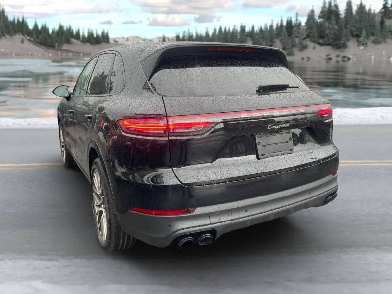 2023 Porsche Cayenne