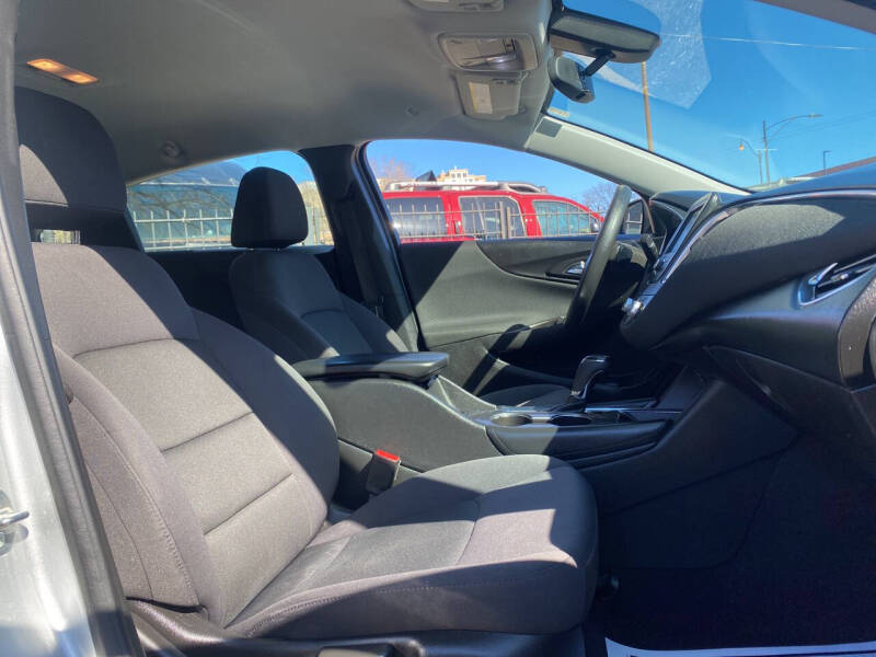 2017 Chevrolet Malibu LT