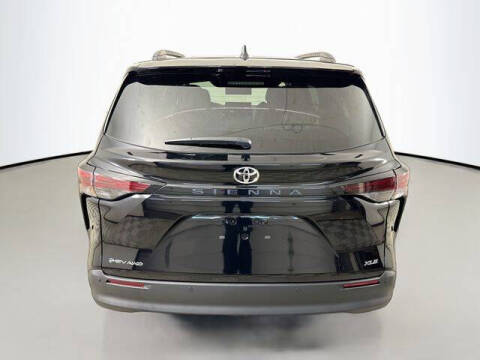 2026 Toyota Sienna XLE 7-Passenger