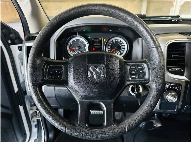 2013 RAM 1500 SLT