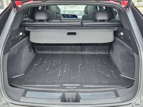 2024 Cadillac LYRIQ Luxury 3