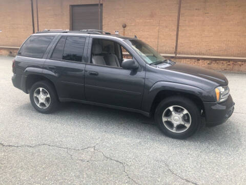 2007 Chevrolet TrailBlazer for sale at Bob's Motors in Washington DC