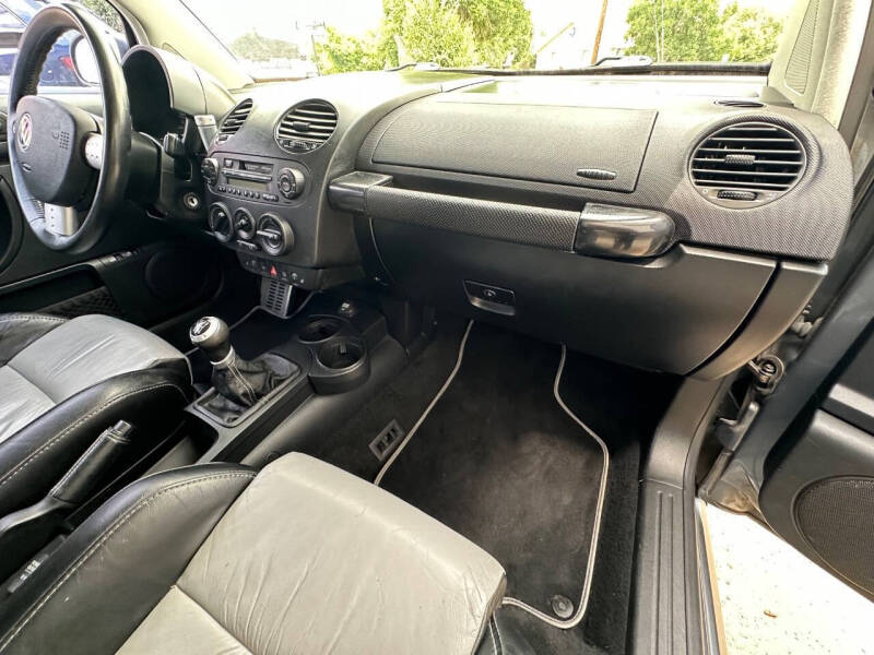 2002 Volkswagen New Beetle Turbo S