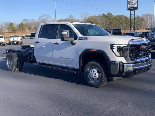 2025 GMC Sierra 3500HD CC for sale at HAYES CHEVROLET Buick GMC Cadillac Inc in Alto GA