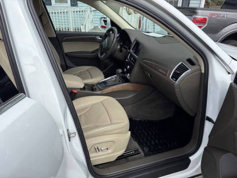 2014 Audi Q5 2.0T quattro Premium