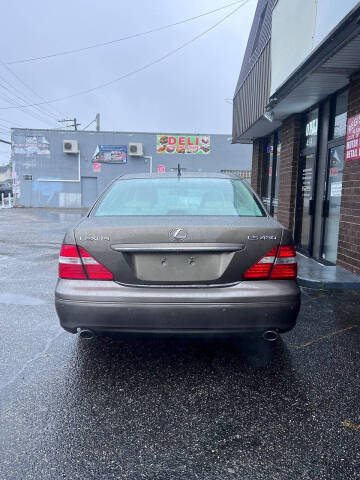 2005 Lexus LS 430