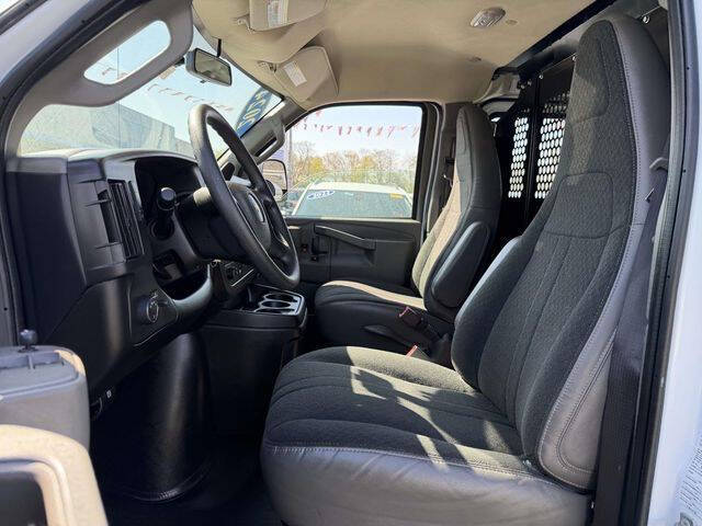 2024 Chevrolet Express 2500