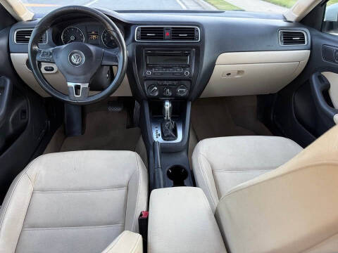 2012 Volkswagen Jetta SE