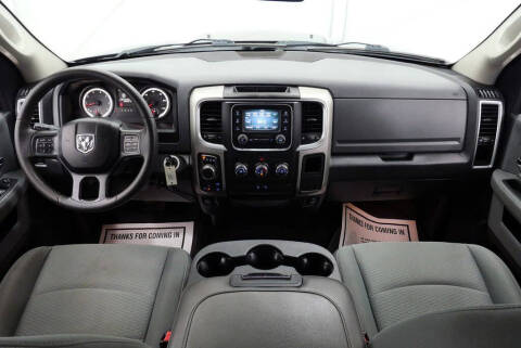2017 RAM 1500 SLT