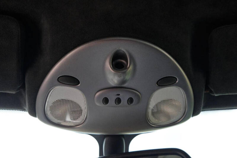 2003 Aston Martin V12 Vanquish