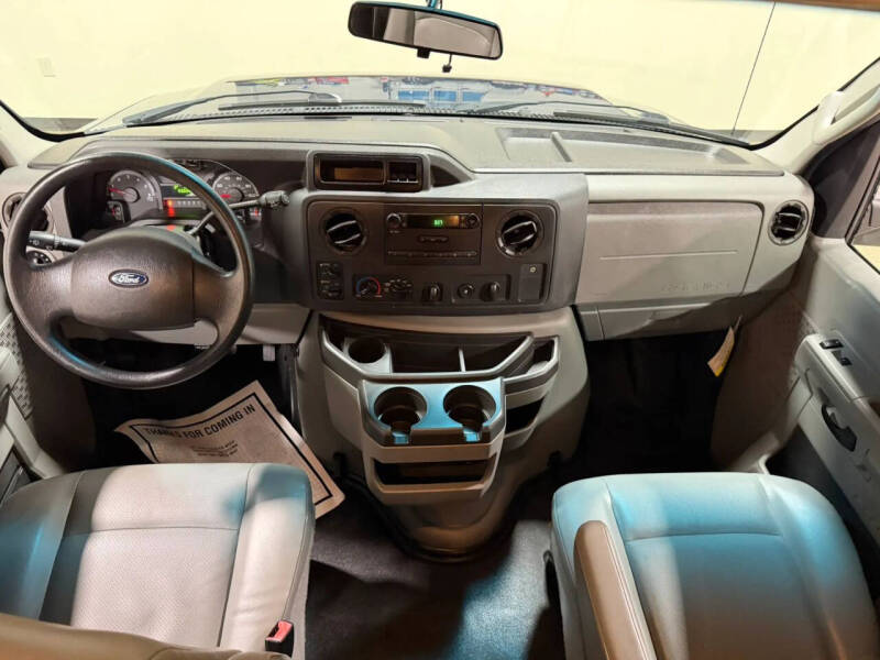 2013 Ford E-Series E-250