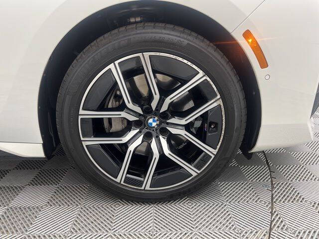 2025 BMW 7 Series 740i xDrive