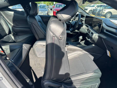 2025 Ford Mustang EcoBoost Premium