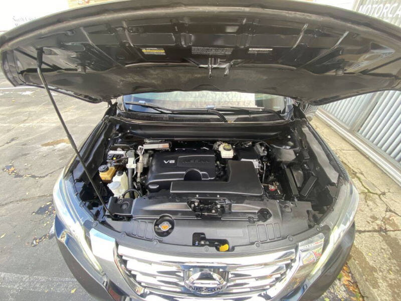 2017 Nissan Pathfinder S