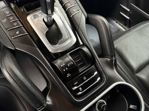2015 Porsche Cayenne S