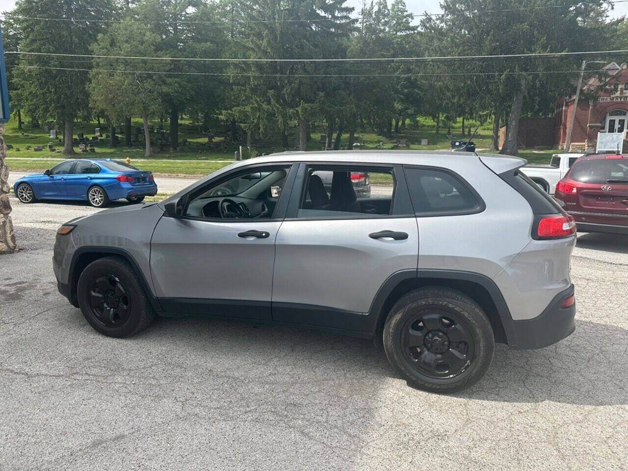 2016 Jeep Cherokee for sale at New Path Auto Finance in Coal Valley, IL