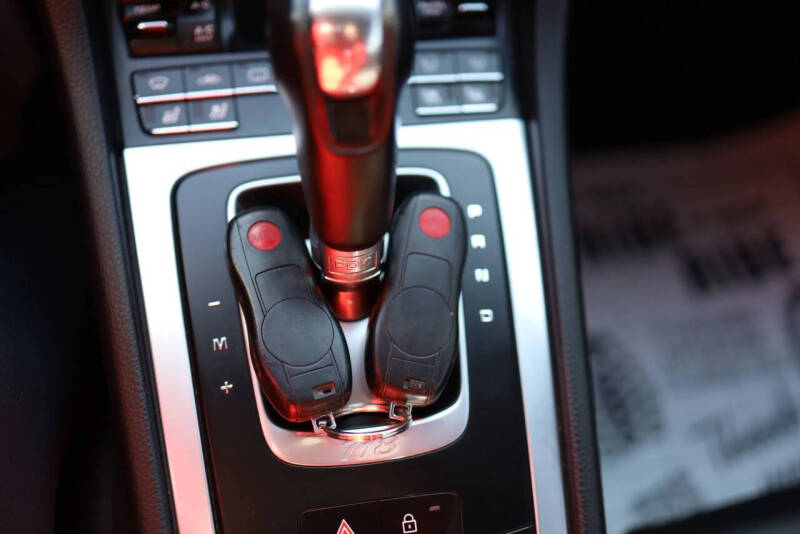 2019 Porsche 718 Cayman
